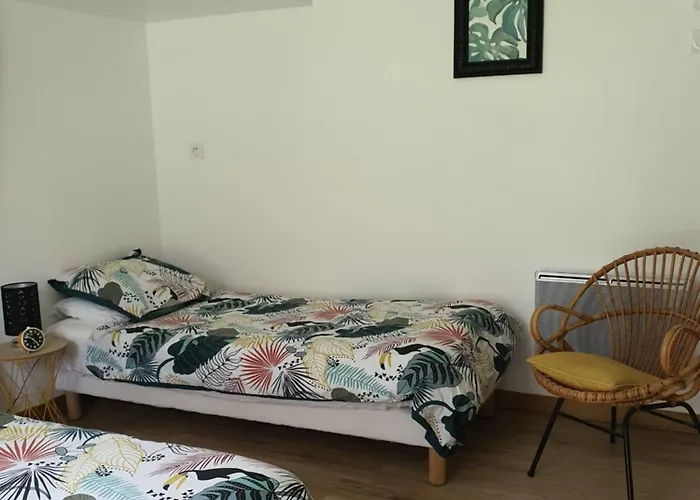 Casa de Férias La Remise 4 Etoiles Saint-Hilaire-de-Mortagne